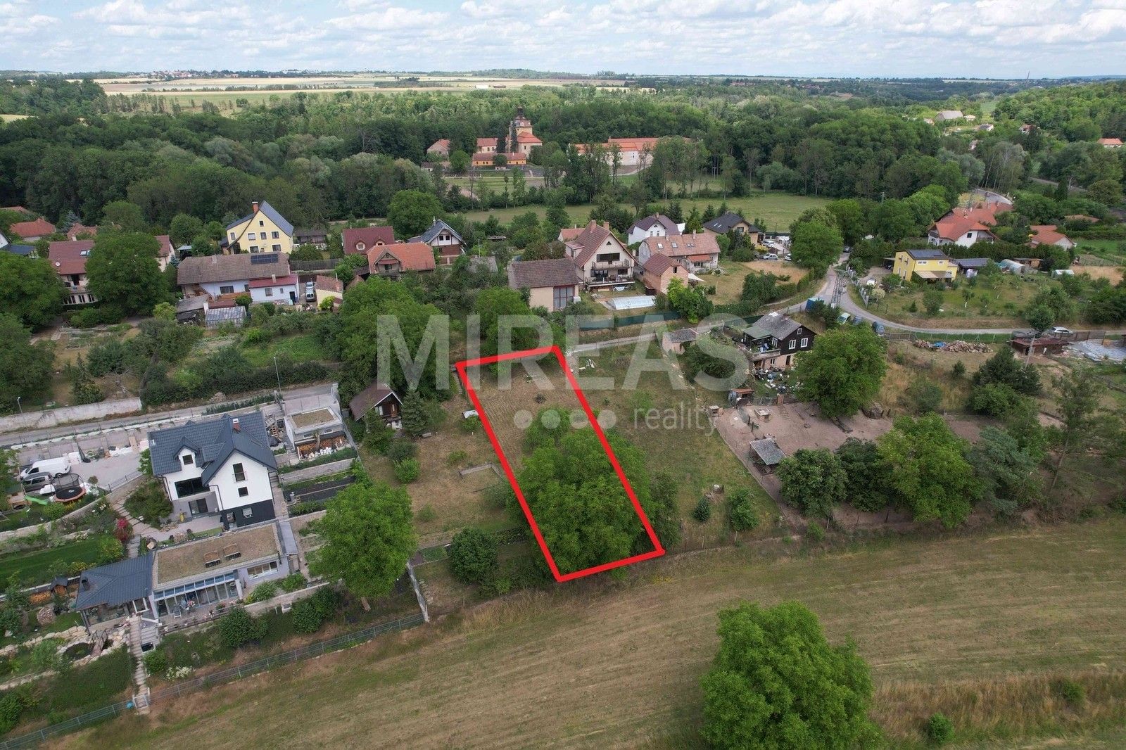 Prodej pozemek pro bydlení - Košátky, 637 m²