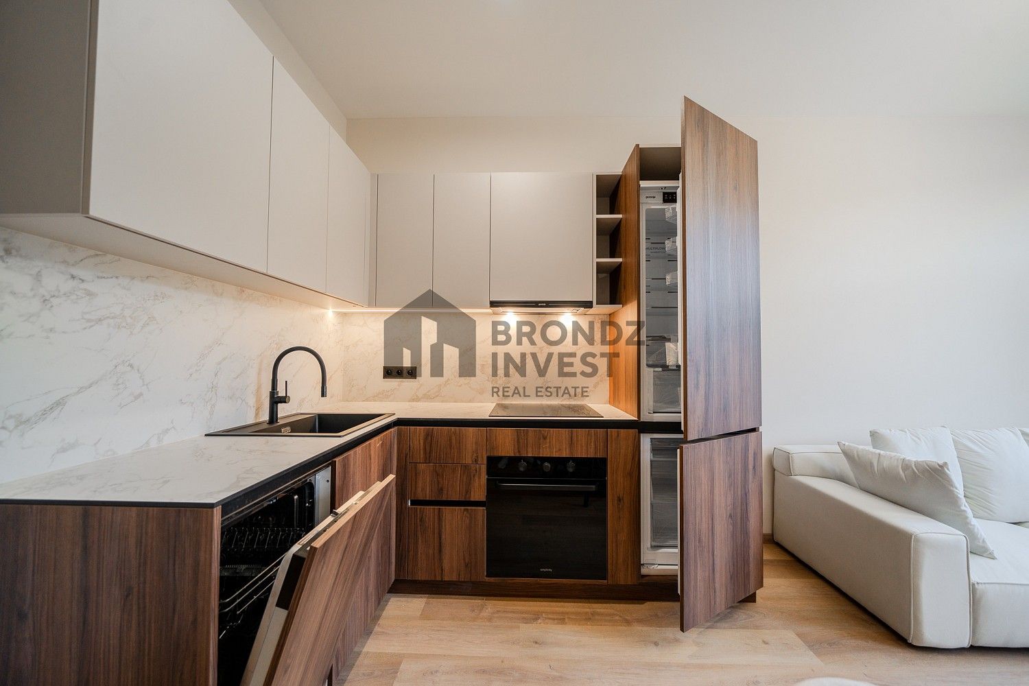 Byt 2+kk · 48 m² · Praha, Hlavní město Praha - 3