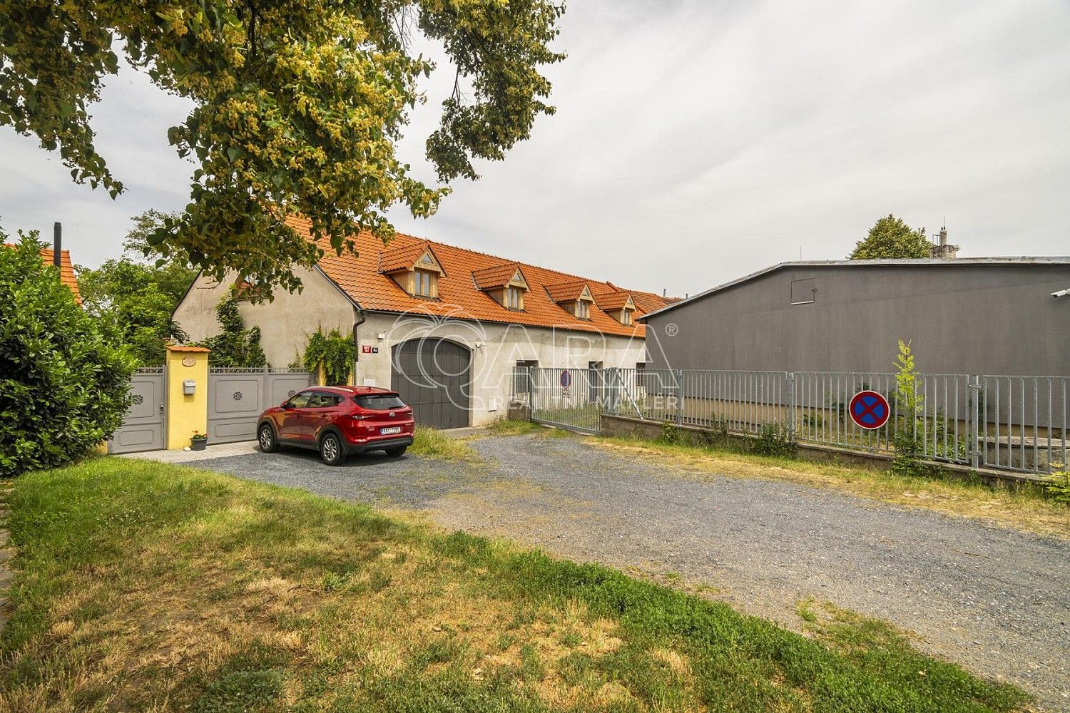 Komerční nemovitost, 470 m²