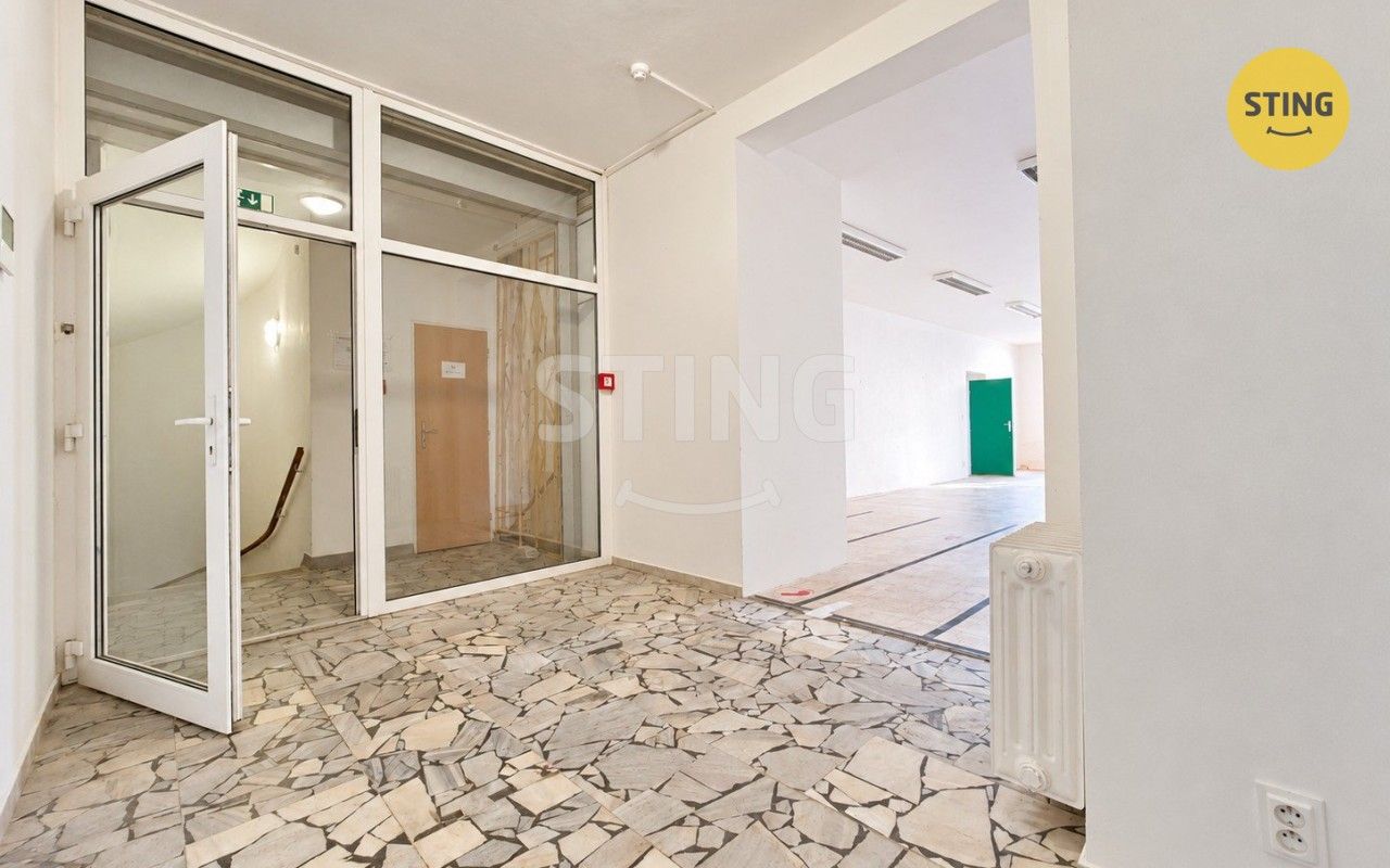 Pronájem obchodní prostory - Benešova, Jihlava, 115 m² - 2