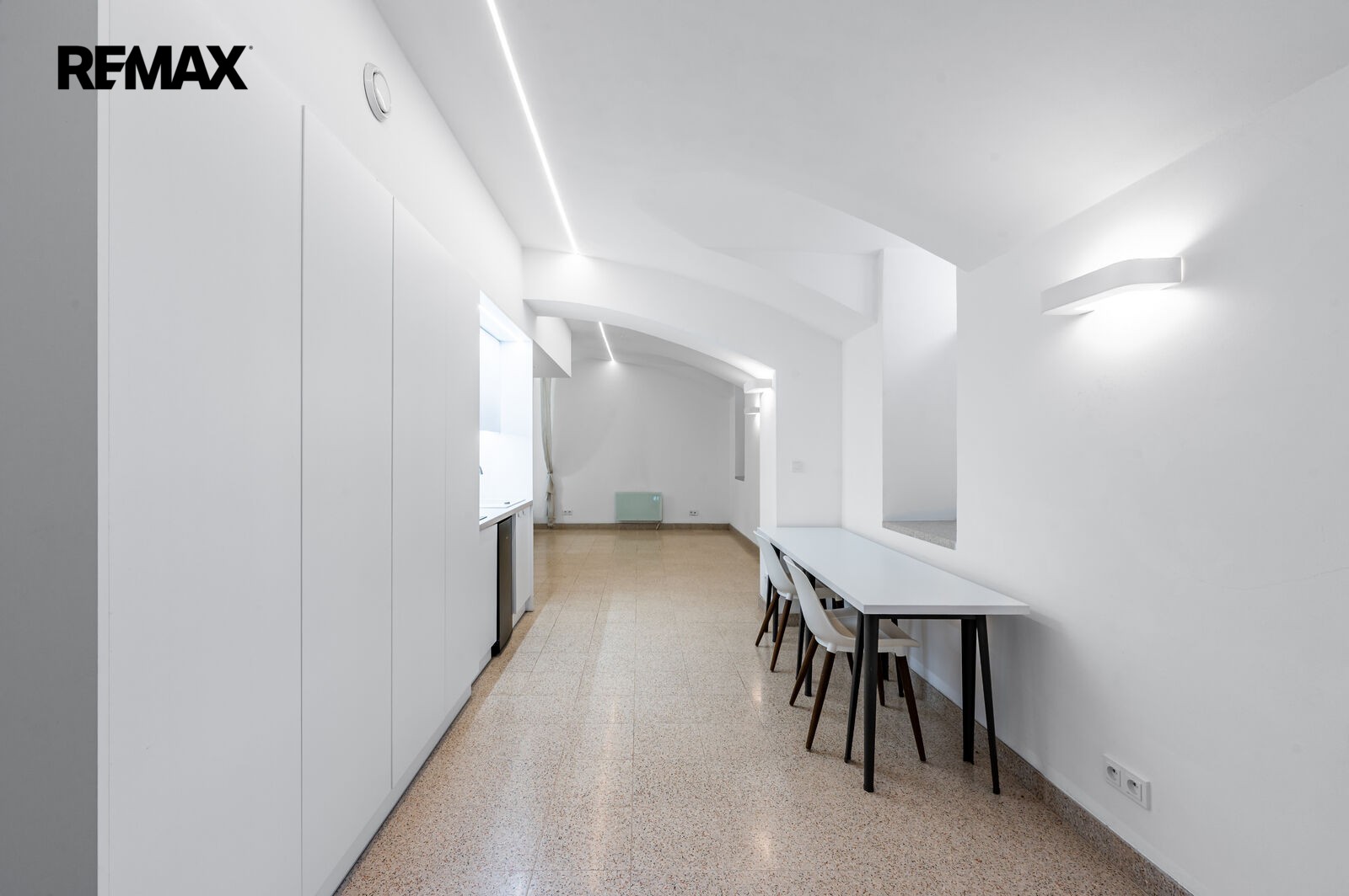 Obchodní prostory · 40 m² · Veletržní 405, Praha Holešovice - 2