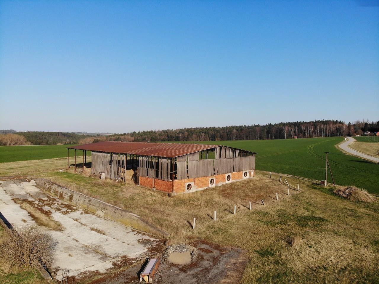 Zemědělské objekty, Dobřejice, Malšice, 1 100 m²