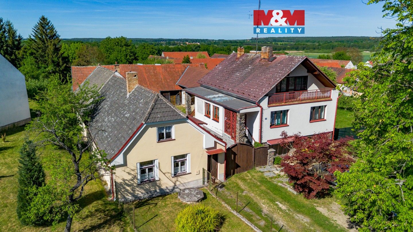 Rodinné domy, Dvorec, Borovany, 220 m² - 1