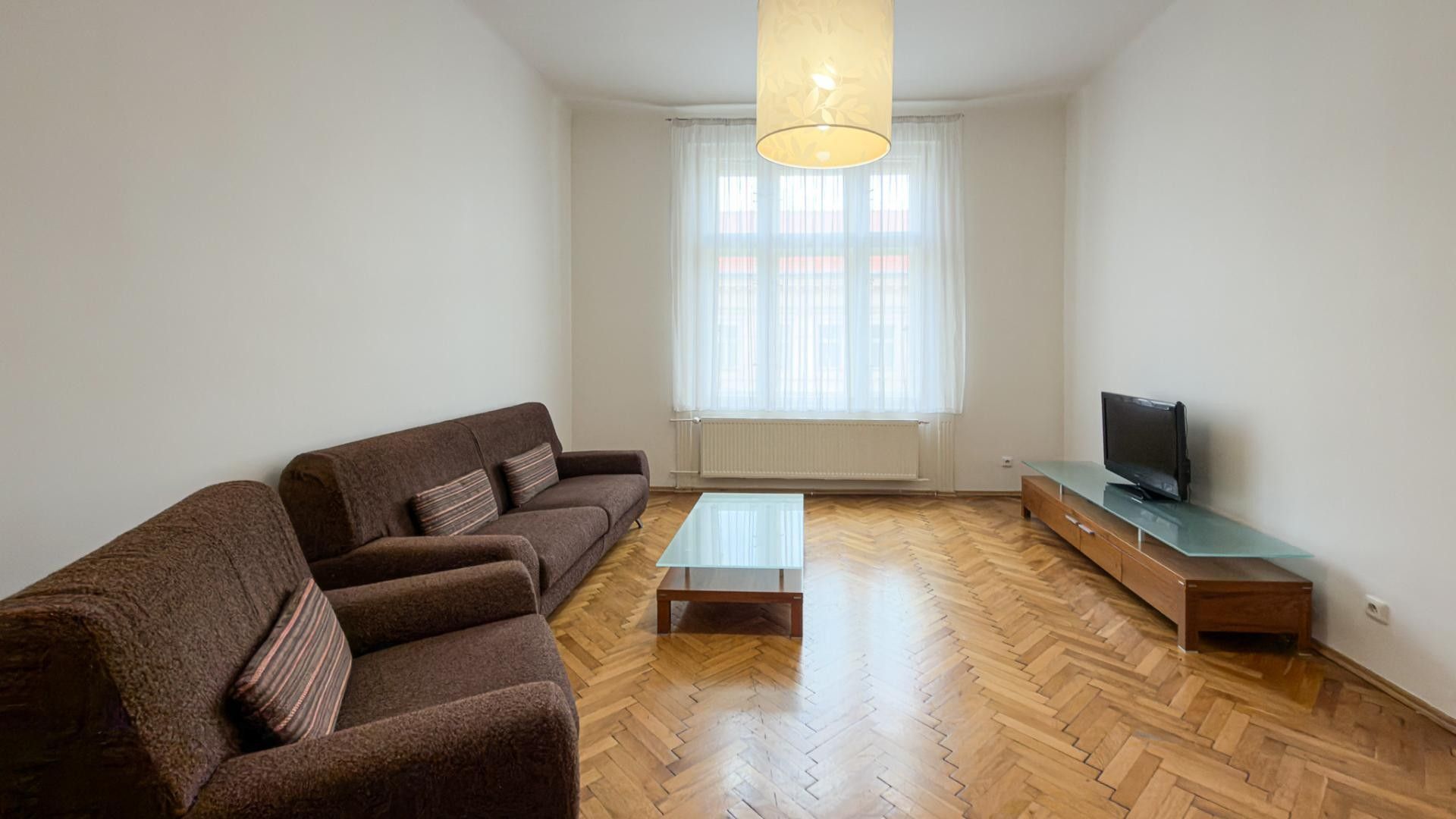 Byt 2+1 · 85 m² · Lucemburská, Praha - 3