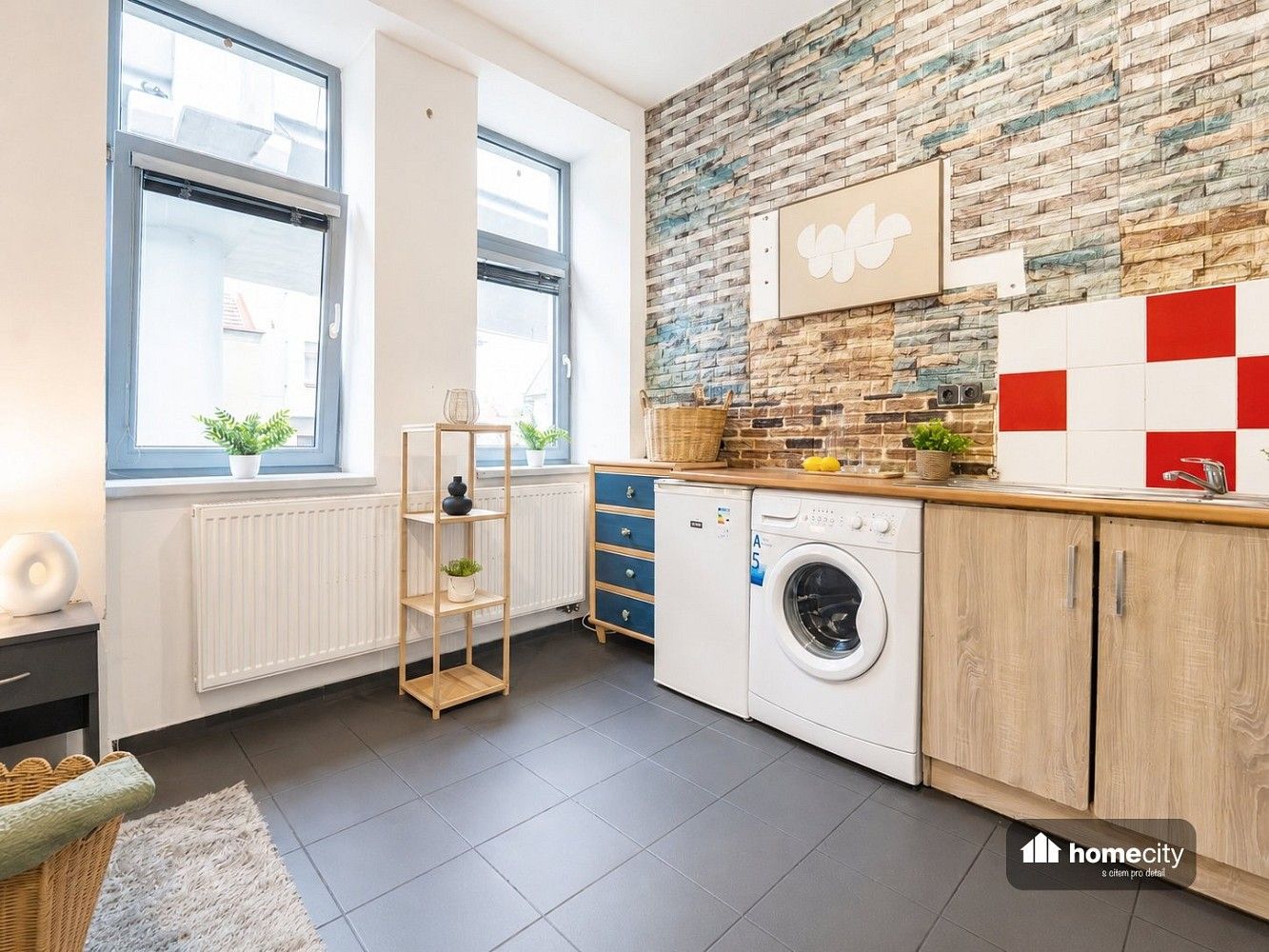 Prodej ubytovací zařízení - Pardubice - Bílé Předměstí, Pardubický kraj, 300 m² - 5