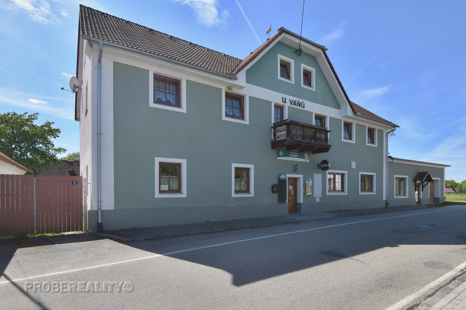 Ubytovací zařízení, Zvíkovské Podhradí, 780 m² - 1