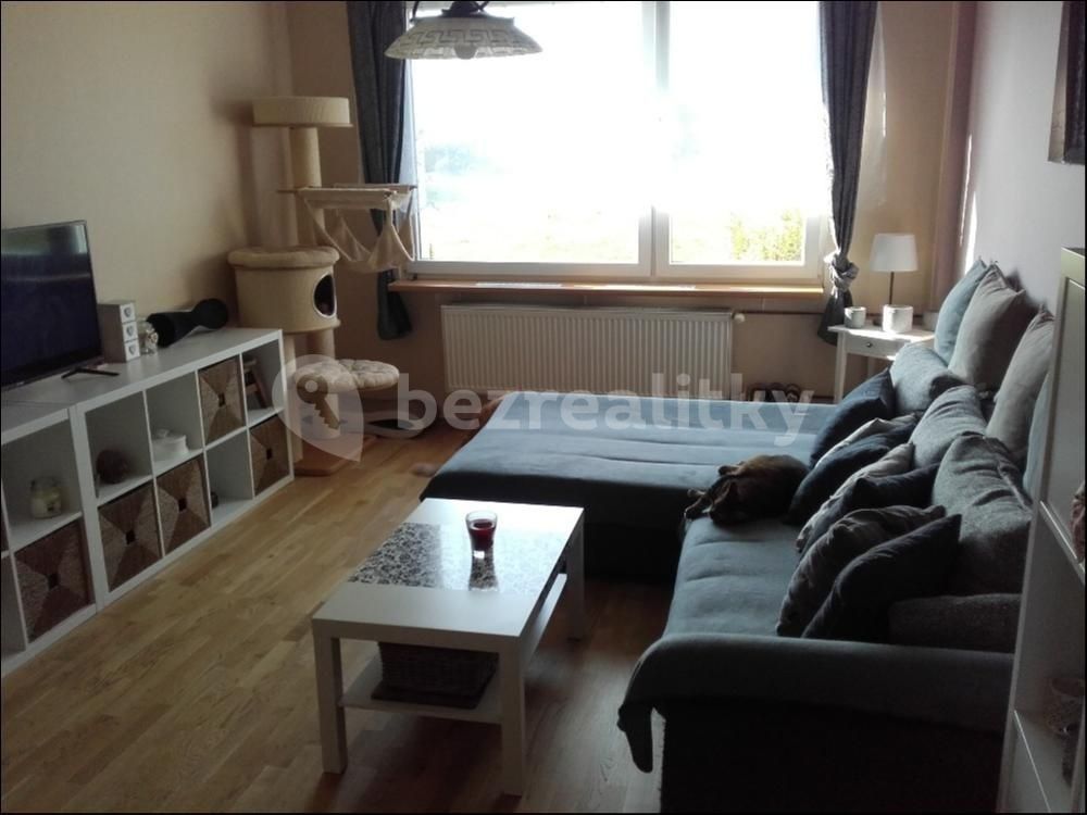 3+1, Bratronice - Bratronice u Kladna, Středočeský kraj, 80 m² - 1