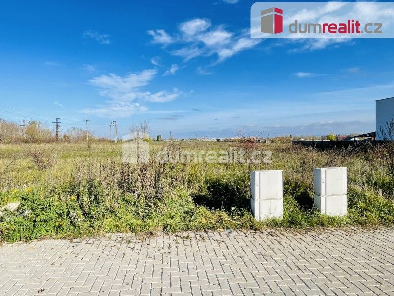Prodej pozemek pro bydlení - Heřmánková, Hodonín, 2 015 m²