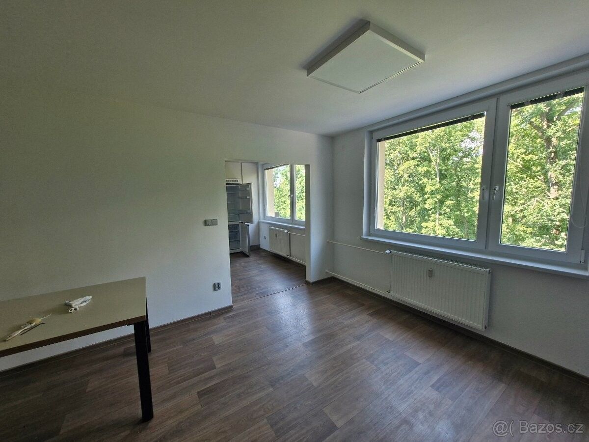 Pronájem byt - Znojmo, 669 02