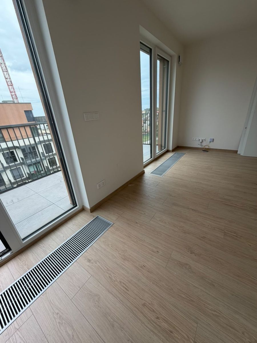Pronájem byt 1+kk - Jáchymovská, Praha - Řeporyje, 30 m² - 5