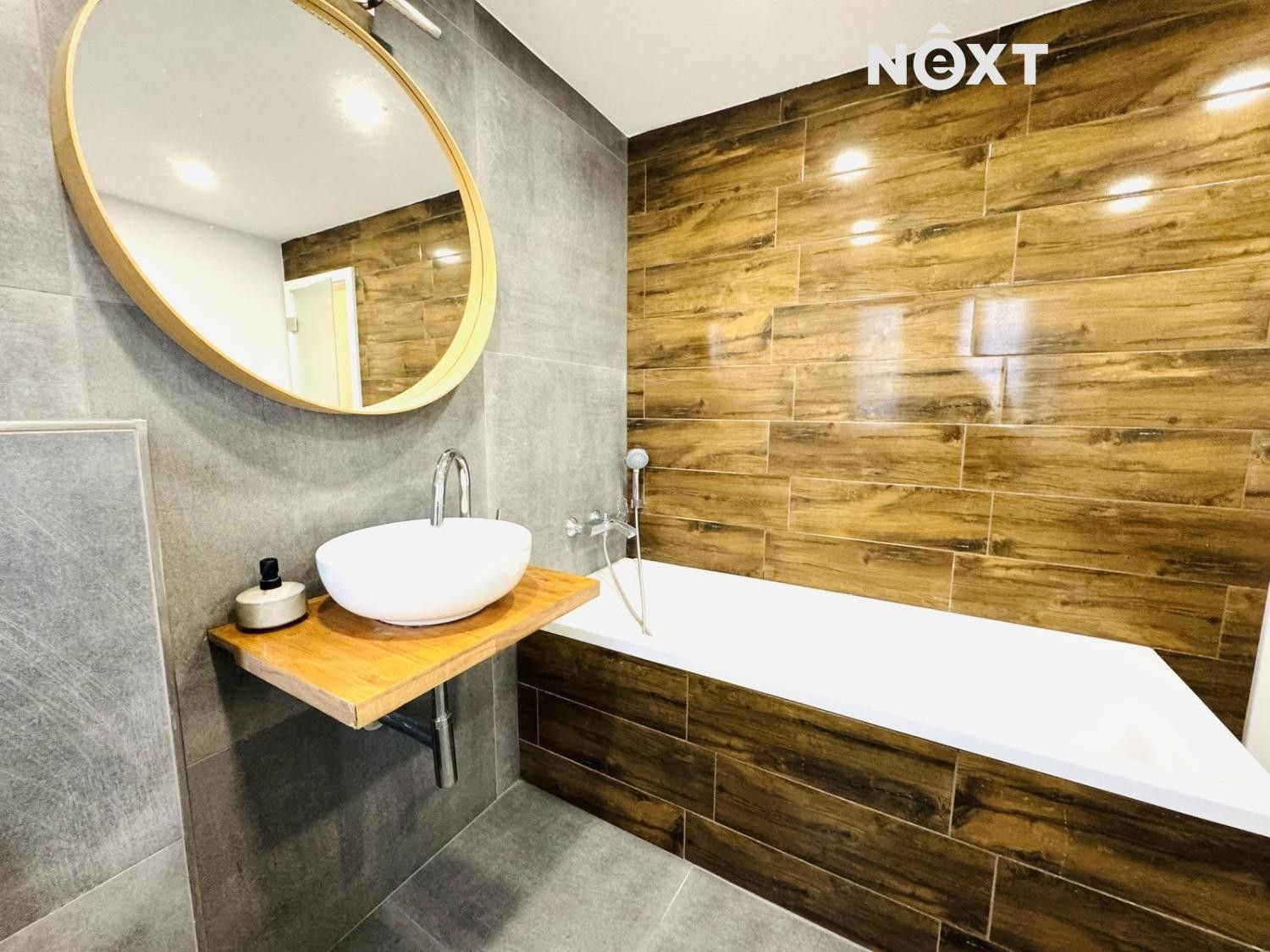 Pronájem byt 2+1 - Kněžskodvorská, České Budějovice, 45 m²