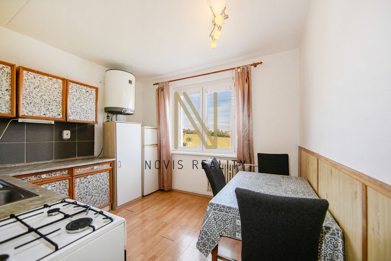 Byt 2+1 · 72 m² · Nerudova, Stříbro - 3