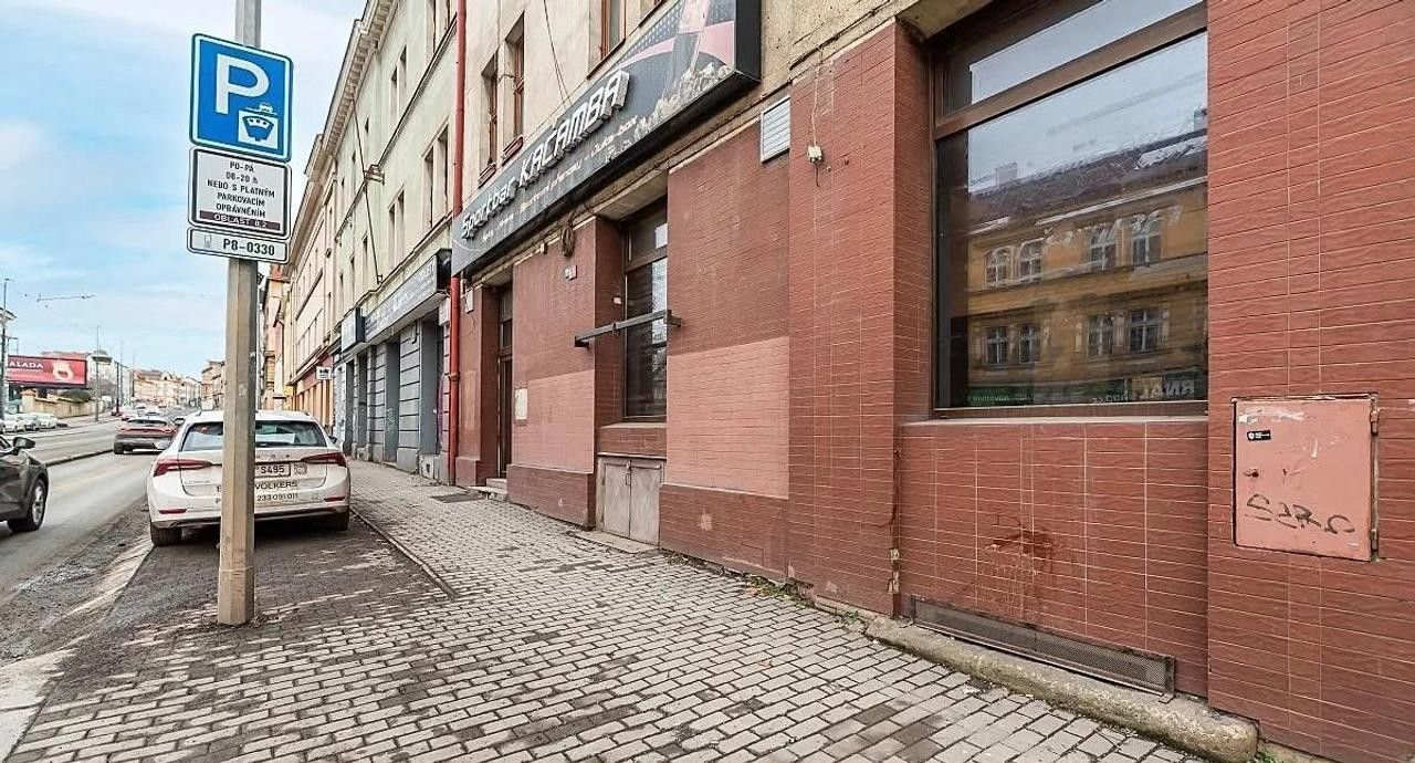 Sklady, Praha, 120 m² - 1