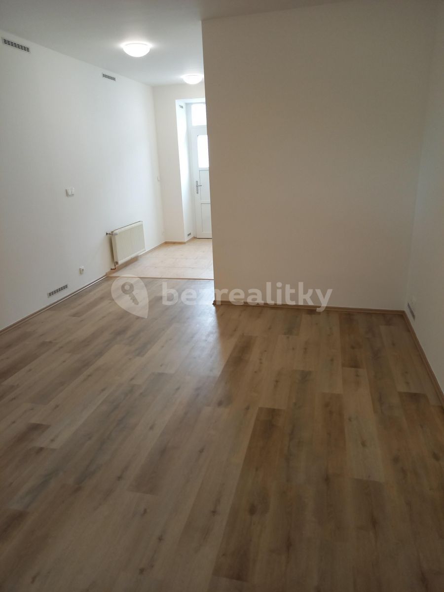 Byt 2+1 · 65 m² · Černošická, Praha - Lipence - 3