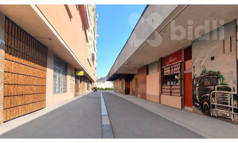 Obchodní prostory, 100 m²