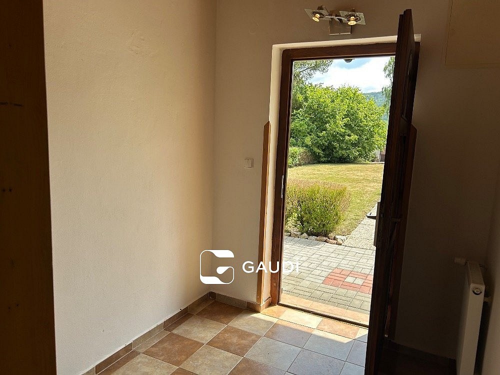 Pronájem rodinný dům - Revoluční, Řevnice, okres Praha-západ, 60 m² - 2