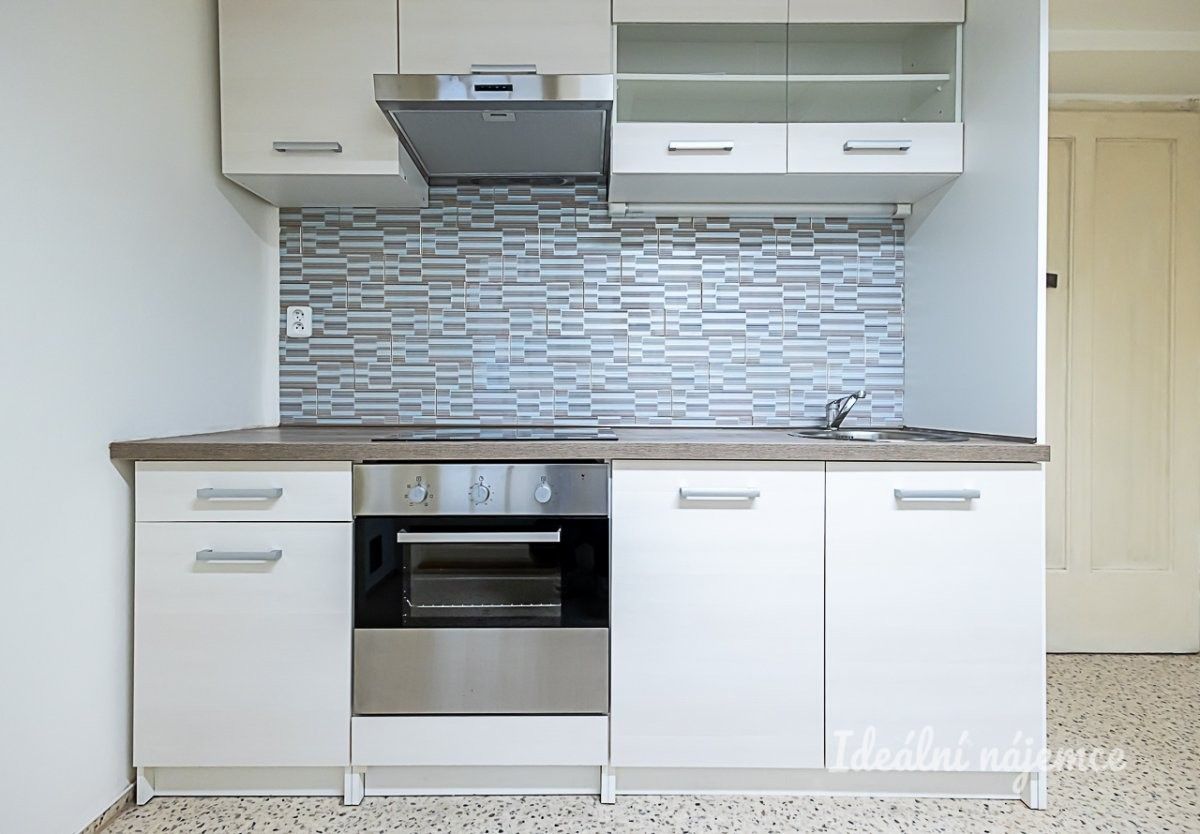 Byt 2+kk · 49 m² · Pivovarnická, Praha - 4