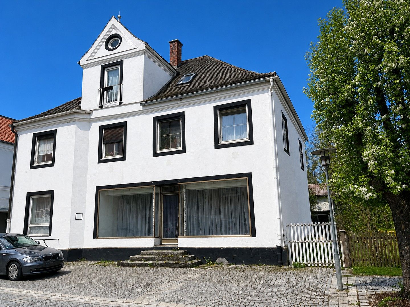 Rodinné domy, Bahnhofstraße 3, , Bavorsko, 212 m² - 2