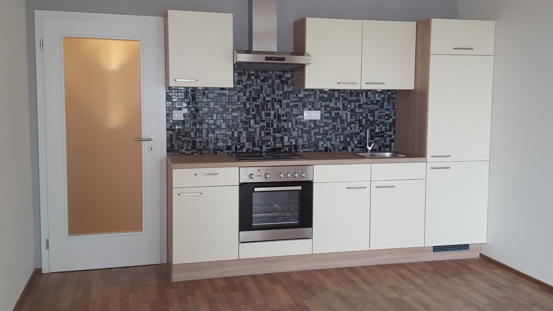Pronájem byt 1+kk - Hornoměcholupská, Praha - Horní Měcholupy, 37 m² - 2