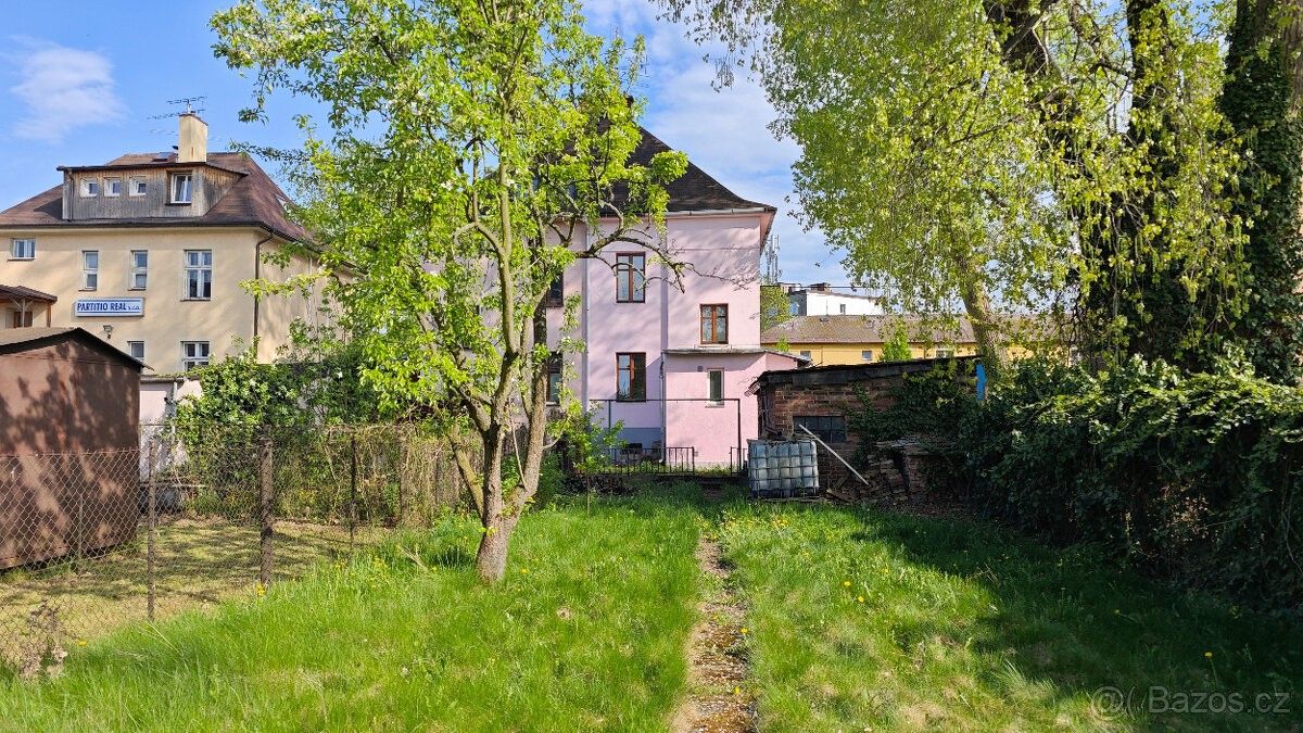 Rodinné domy, Ostrava, 712 00