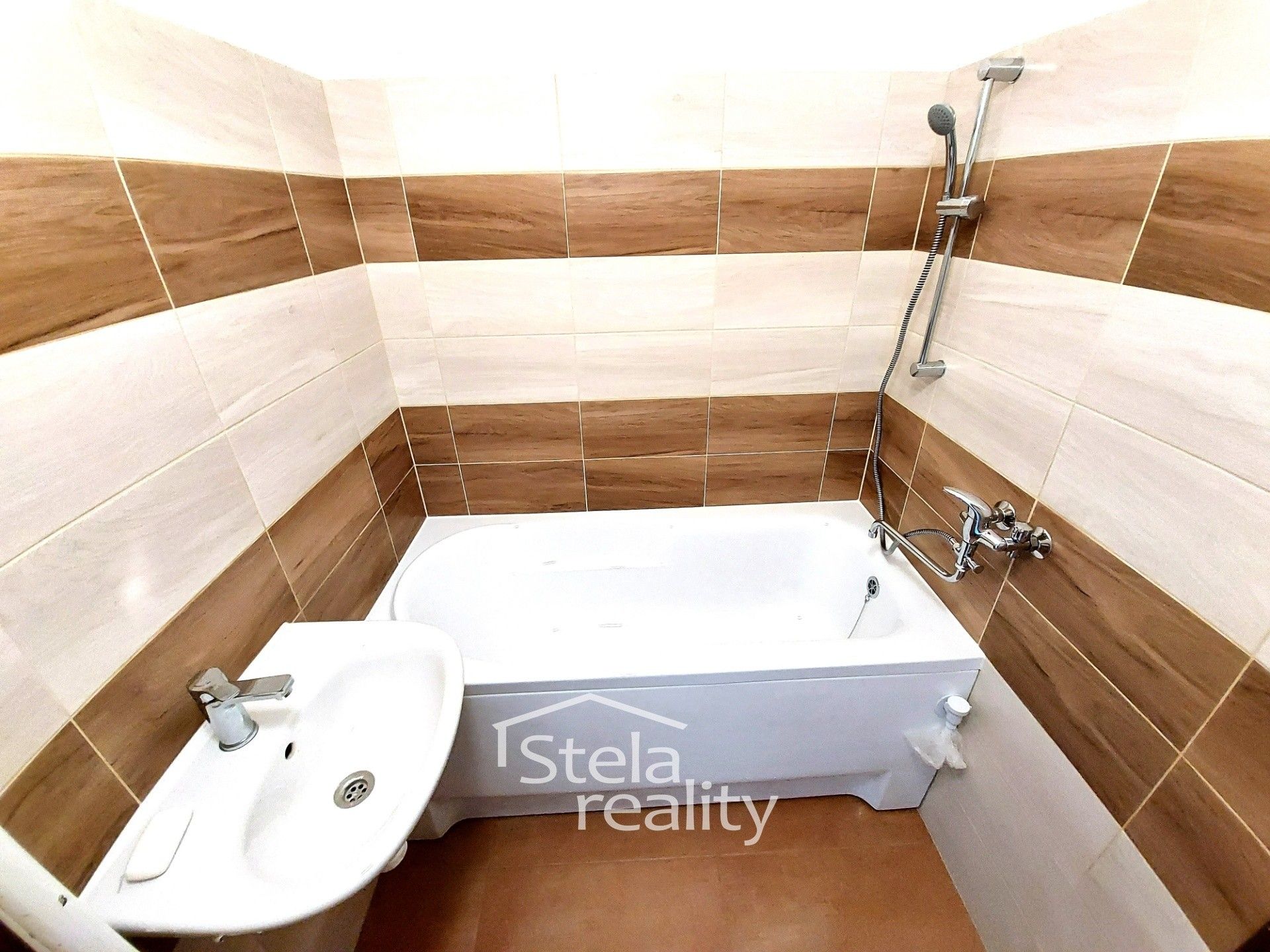 Prodej byt 2+1 - Pionýrská, Bruntál, 56 m²