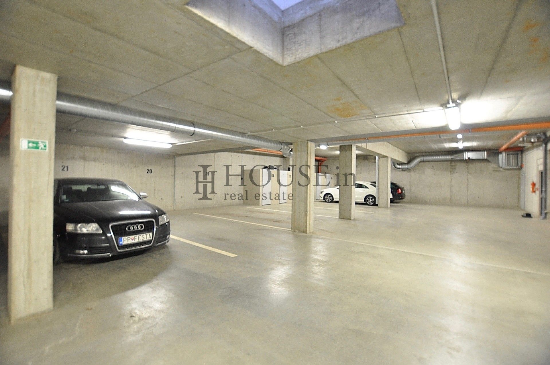 Garáže, Na vysoké I, Praha, 12 m²