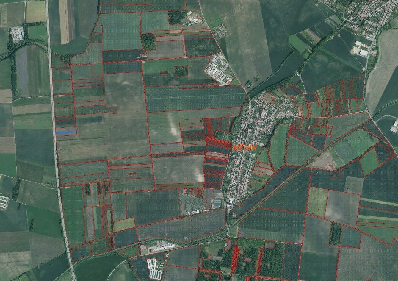 Prodej zemědělský pozemek - Měnín, 1 m²