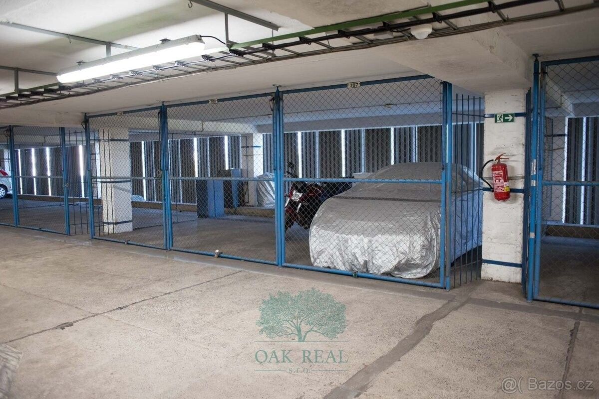 Pronájem garáž - Praha, 140 00