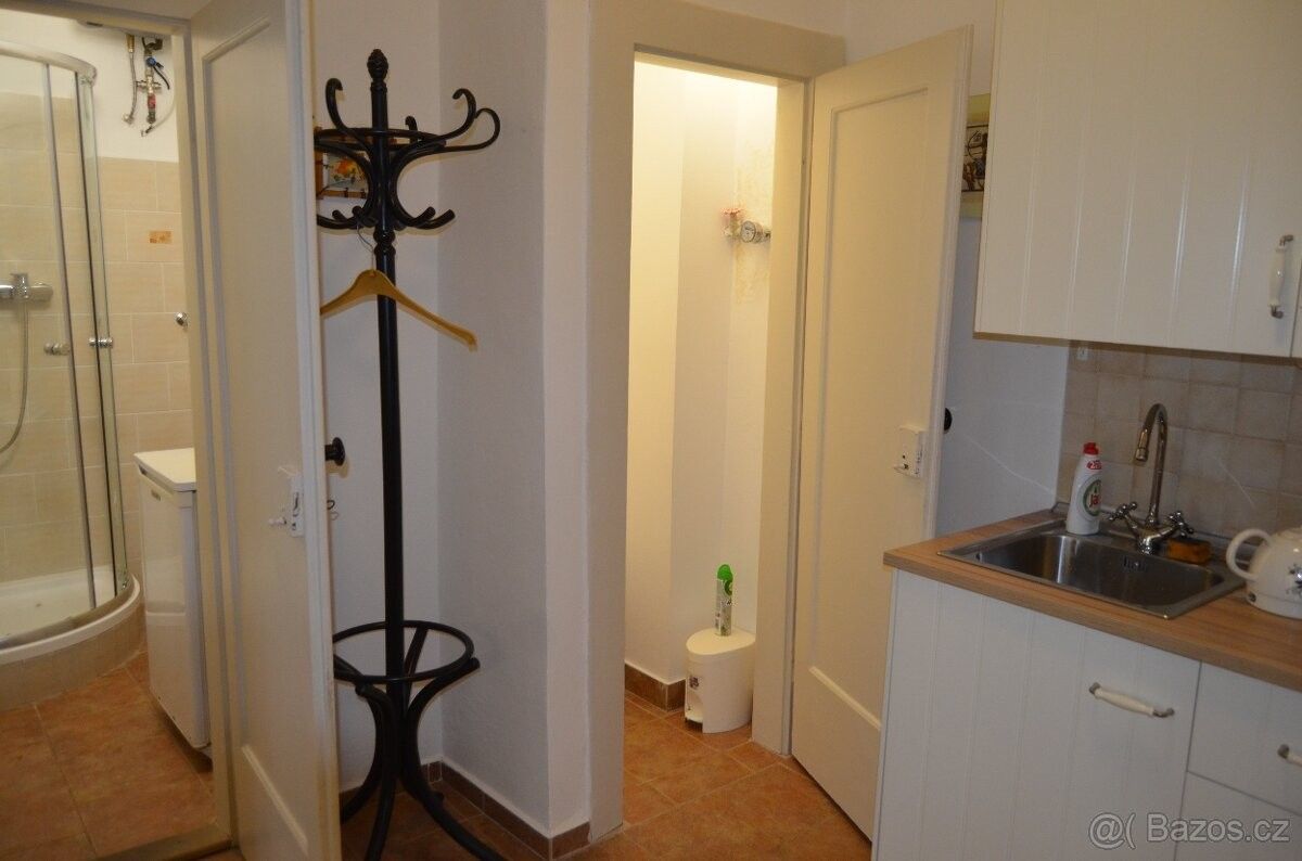 Pronájem kancelář - Praha, 100 00