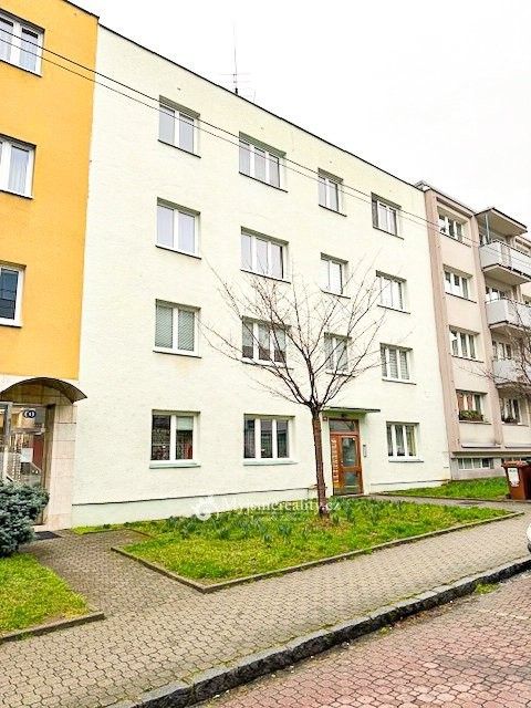 Prodej byt 3+1 - Zarámí, Zlín, Česko, 65 m²