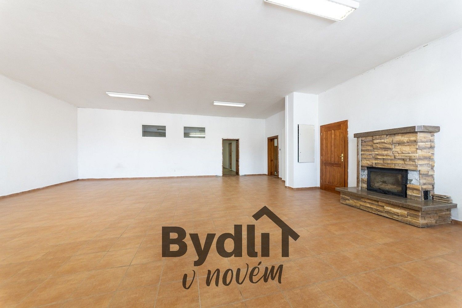 Sklad · 277 m² · Vícenice u Náměště nad Oslavou, okres Třebíč - 4