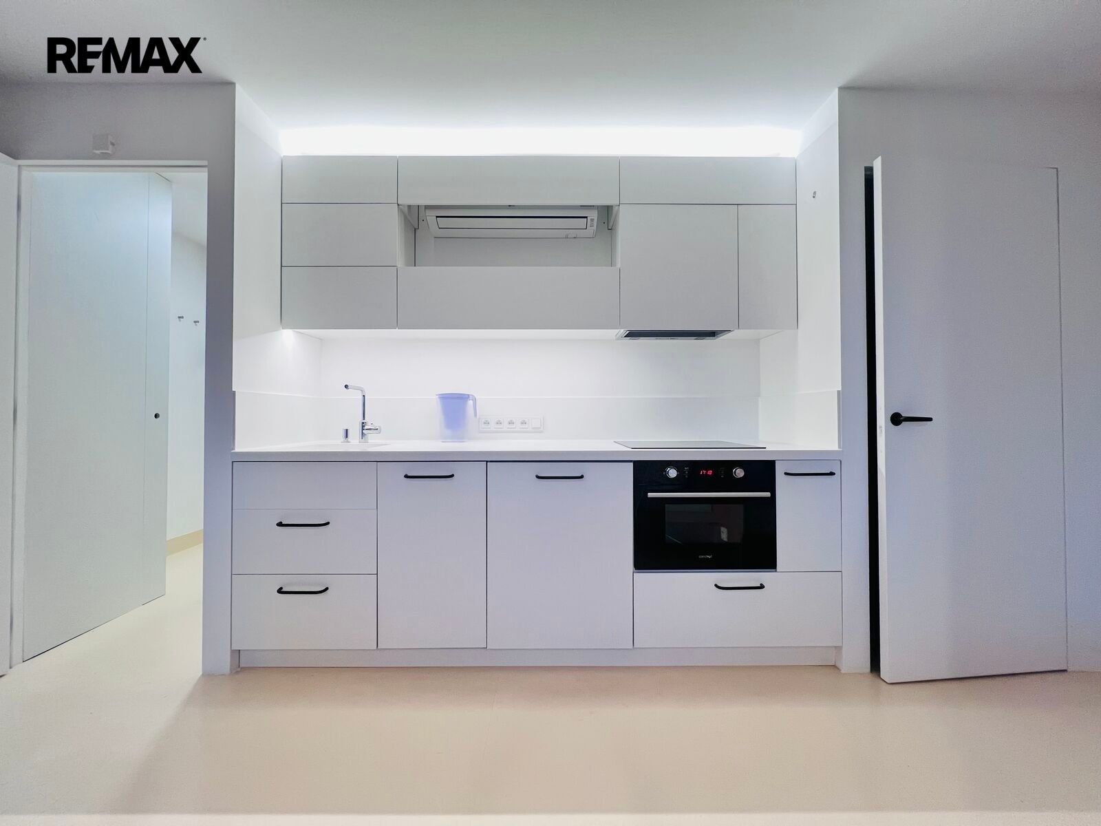 1+kk, Na dlážděnce, Praha Libeň, 38 m² - 2