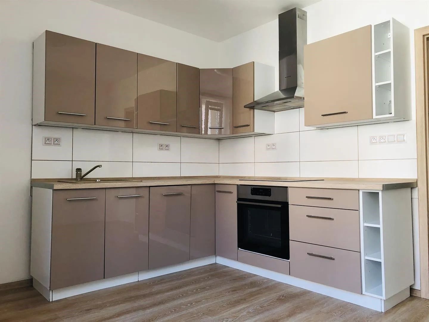 Pronájem byt 2+1 - Radniční, Děčín, 55 m²