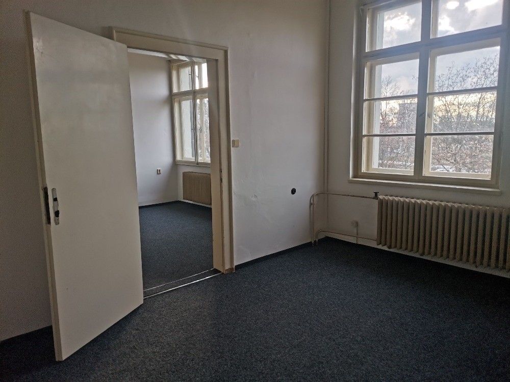 Pronájem kancelář - Pardubice, 533 53, 35 m²