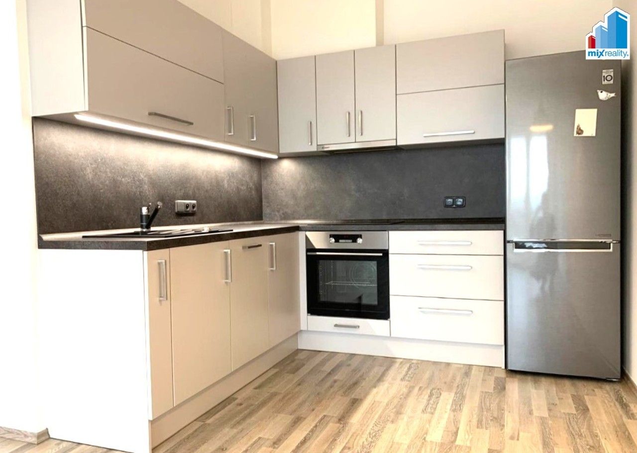 2+kk, Stehlíkova, Plzeň, 50 m²