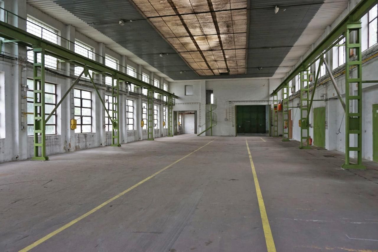 Pronájem výrobní prostory - Slavkov u Brna, 1 085 m²