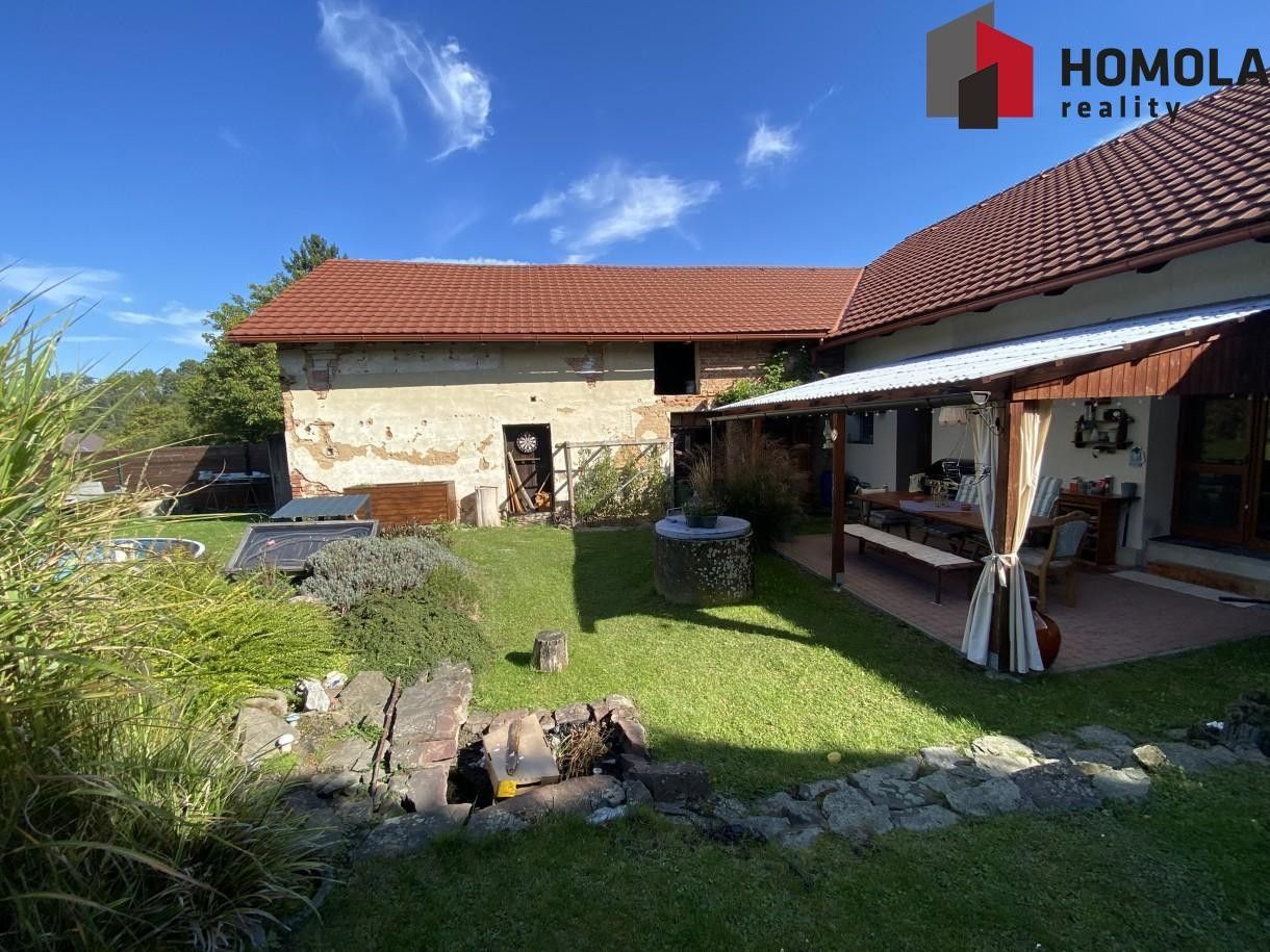 House in Bohušov - More