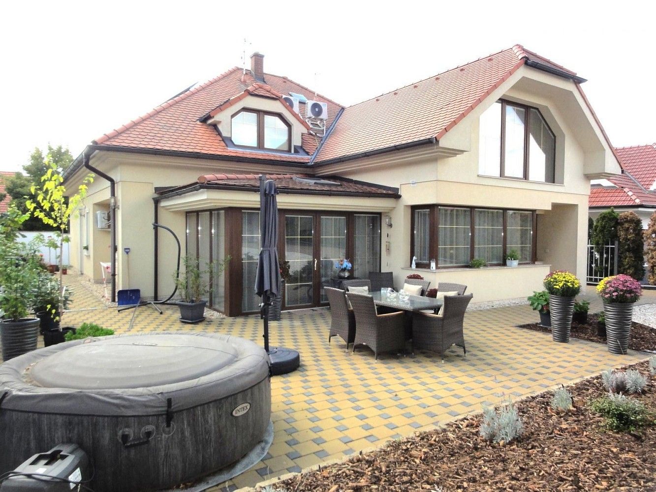 Rodinné domy, Brněnská, Mikulov, okres Břeclav, 251 m² - 2