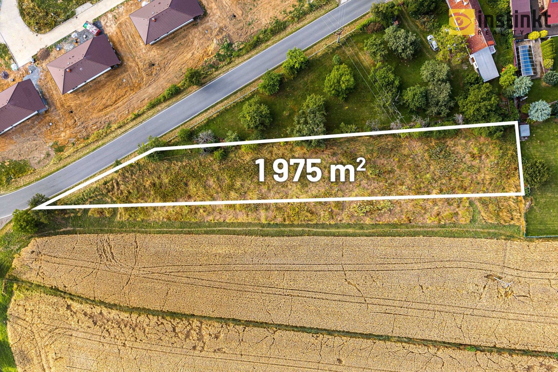 Prodej pozemek pro bydlení - Sulice, 1 975 m²