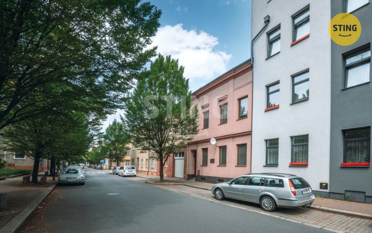Dům, 300 m²