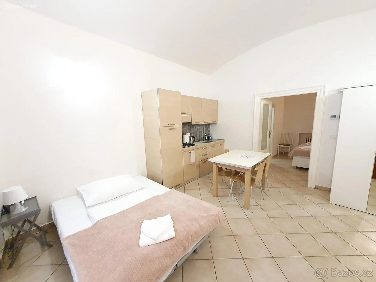 Pronájem byt - Praha, 110 00