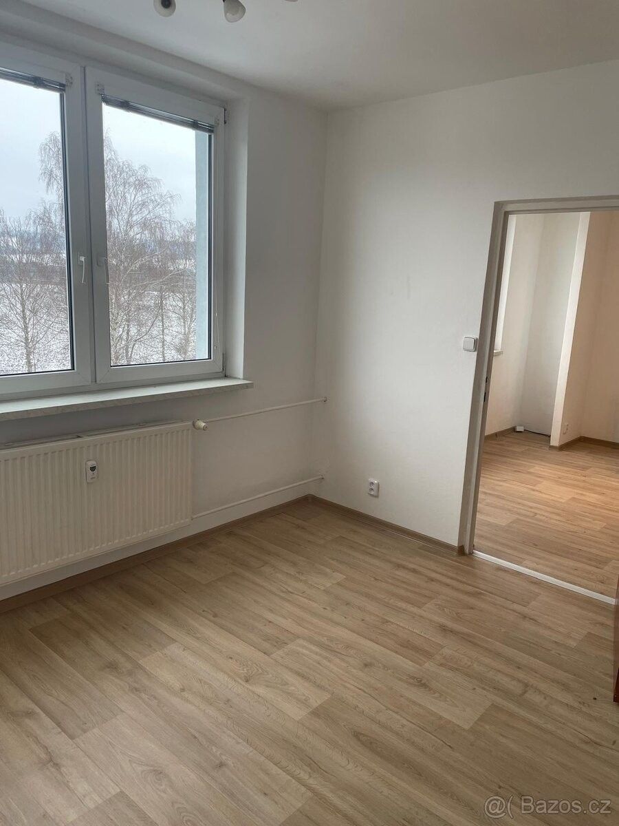 Pronájem byt - Otrokovice, 765 02