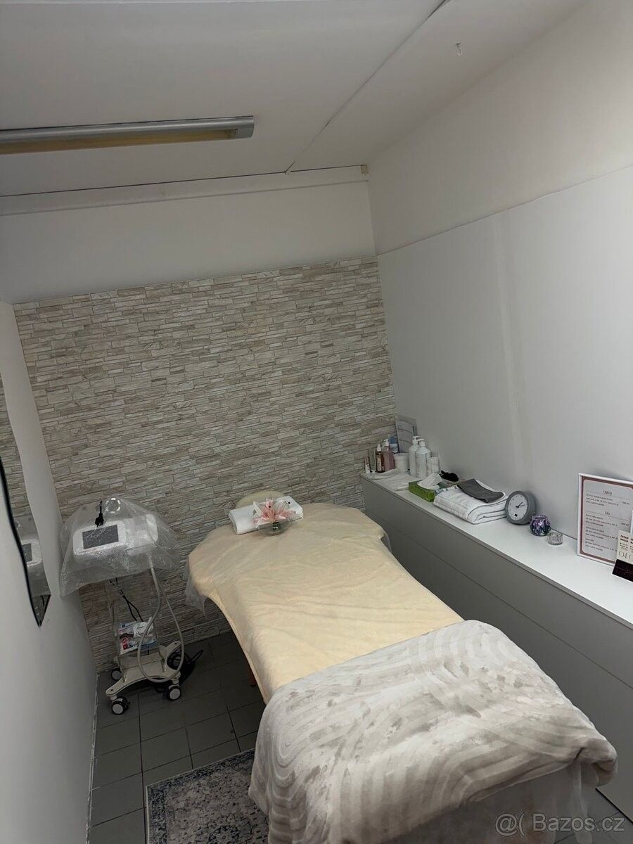 Obchodní prostory, Praha, 180 00