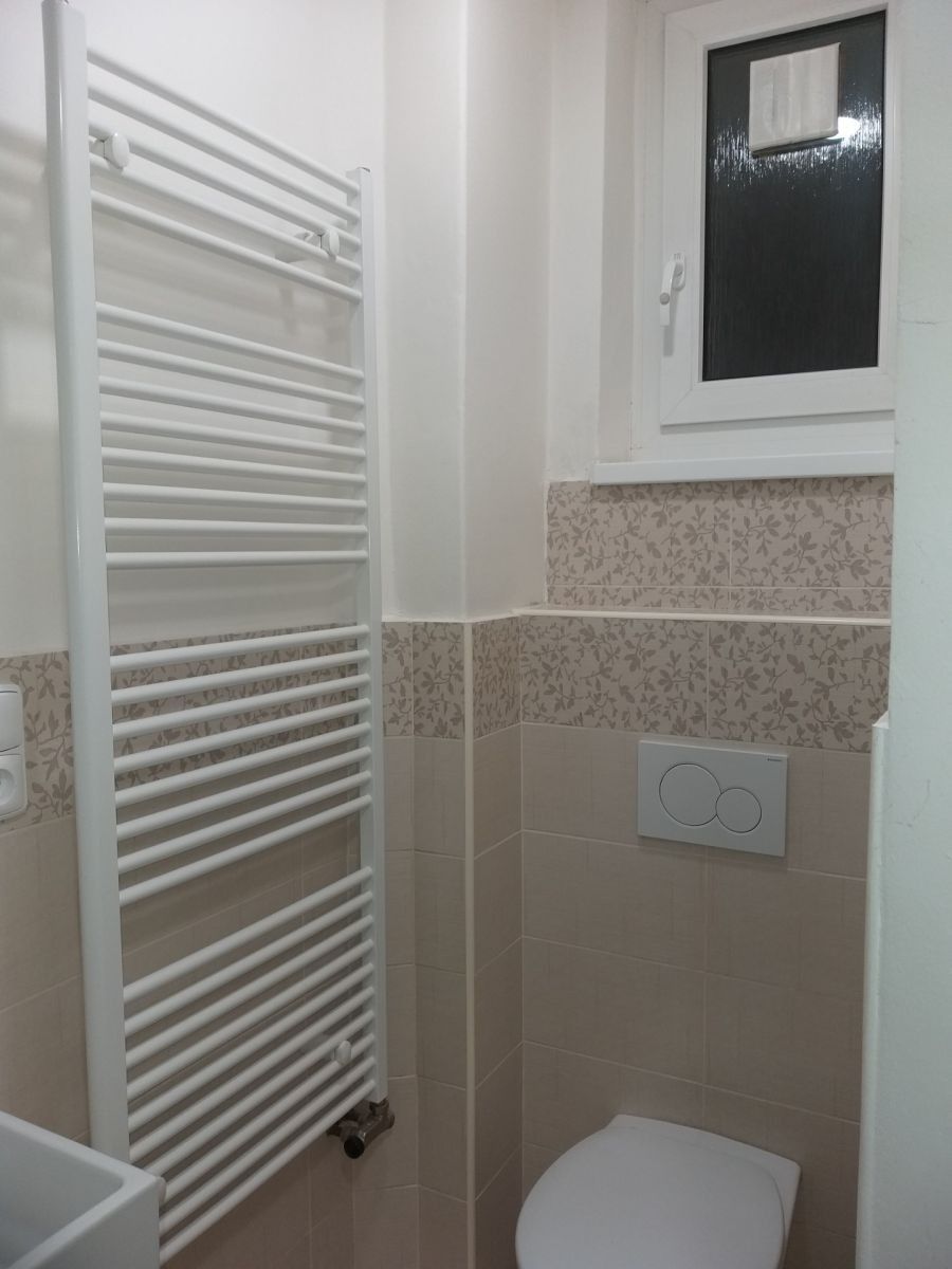 Pronájem byt 2+kk - Osadní, Praha - Holešovice, 42 m² - 5