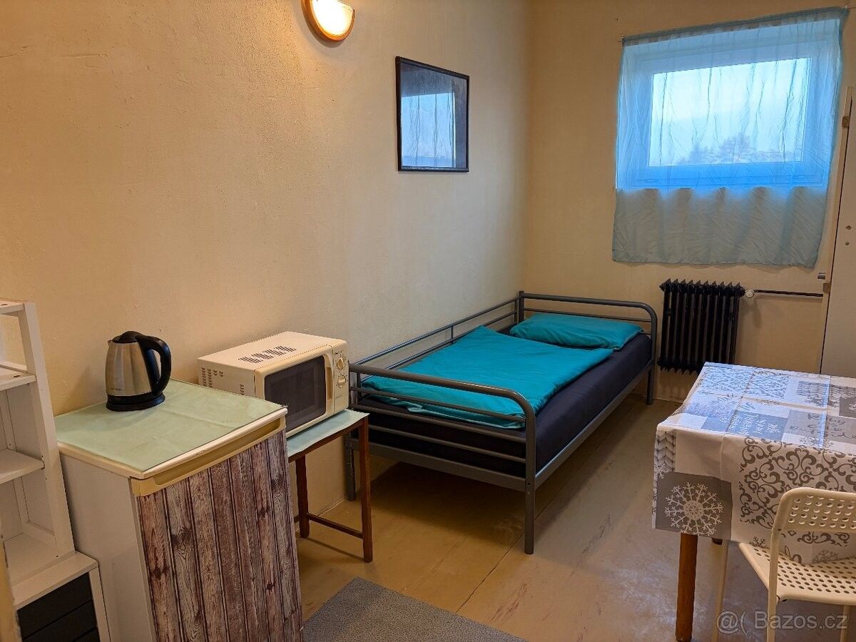 Pronájem byt - Horoměřice, 252 62