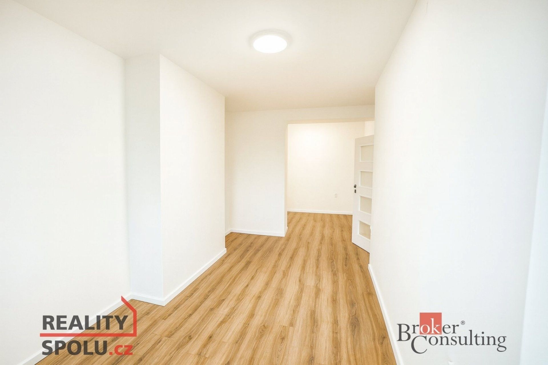 Pronájem byt 1+kk - Masarykovo náměstí, Vyškov, 25 m²