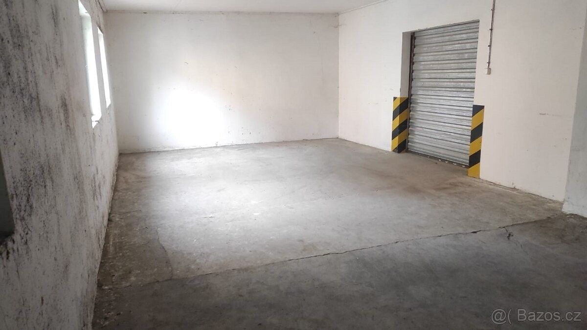 Pronájem garáž - Napajedla, 763 61