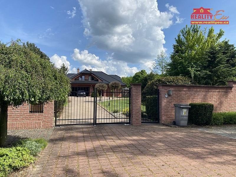 Rodinné domy, Havelkova, Loštice, okres Šumperk, 390 m² - 2