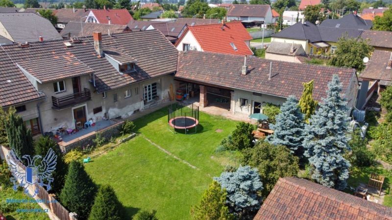 Prodej dům - Neratovice, 277 11, 630 m²