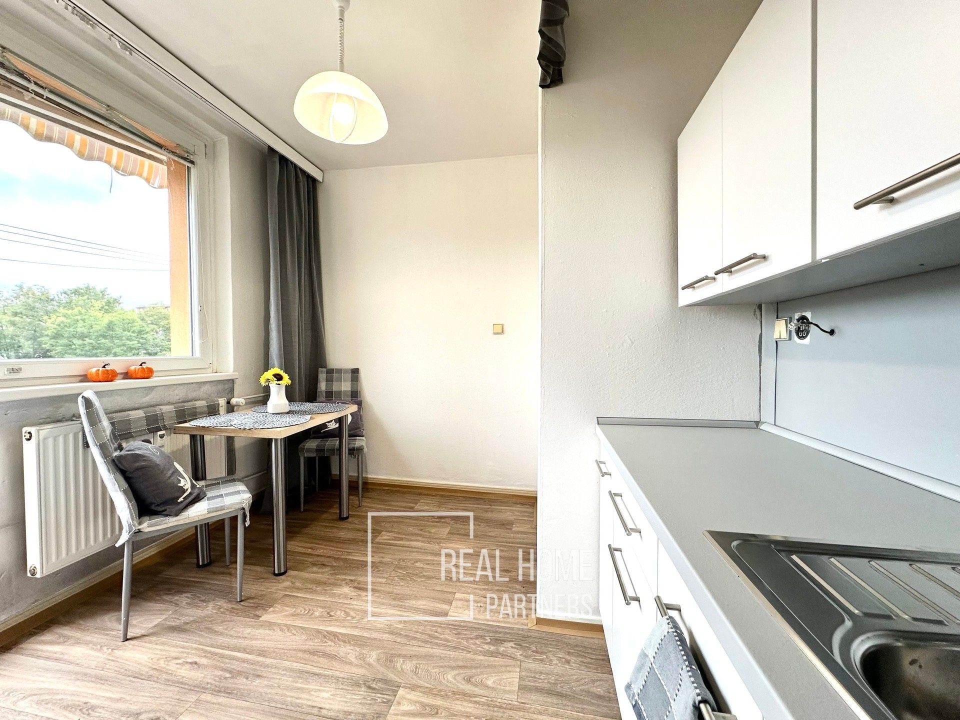 Pronájem byt 1+1 - Olbrachtovo náměstí, Brno, 37 m²